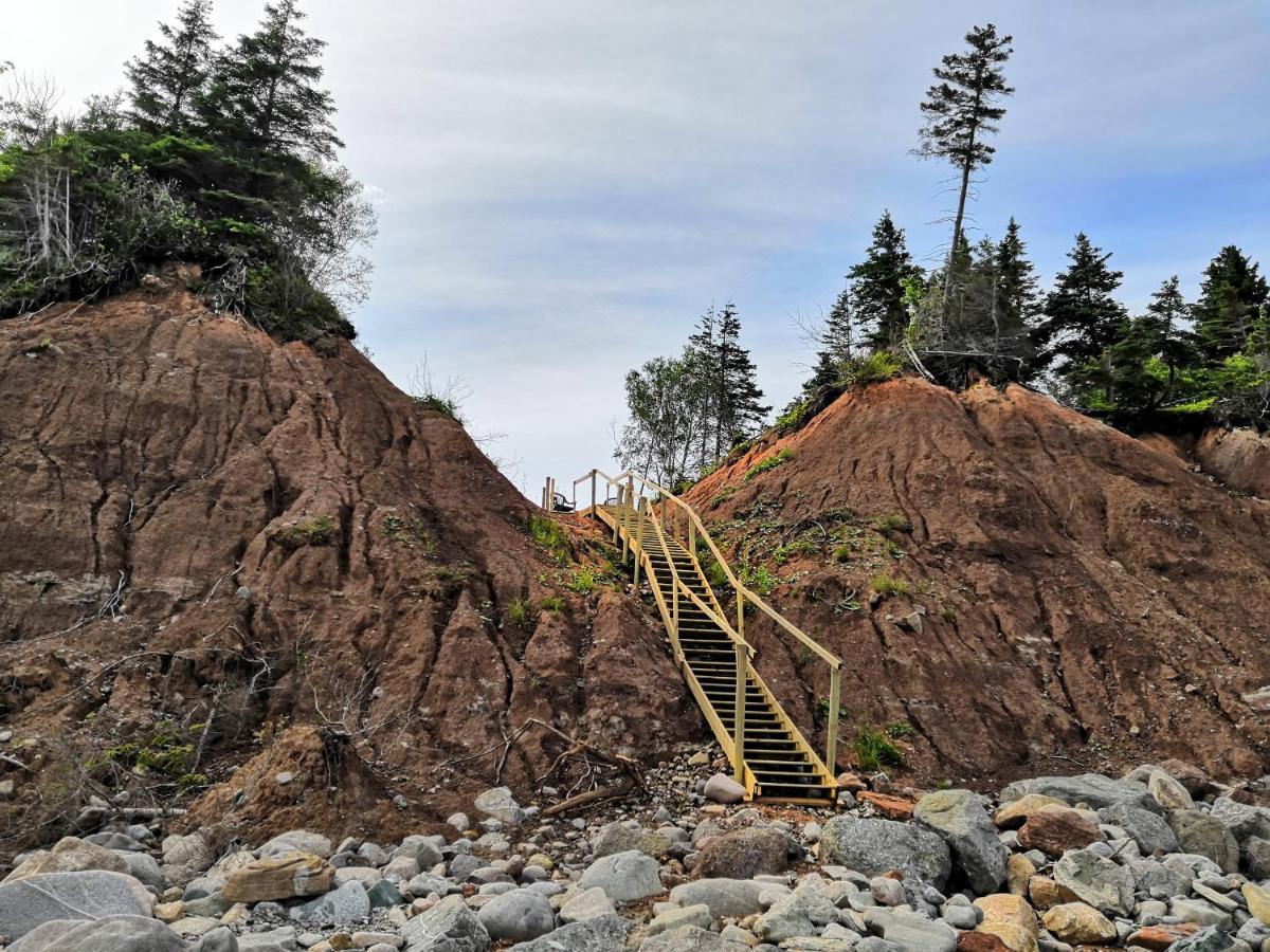North Shore Retreat - Off-Grid - Oceanfront Indian Brook Εξωτερικό φωτογραφία