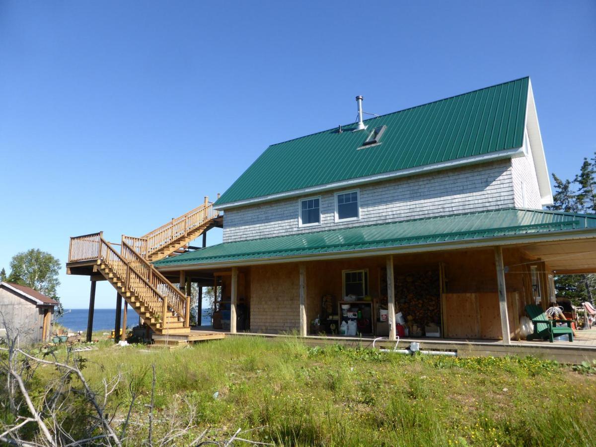 North Shore Retreat - Off-Grid - Oceanfront Indian Brook Εξωτερικό φωτογραφία